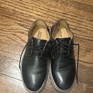 Black Leather Kids Johnston & Murphy Dress Shoes